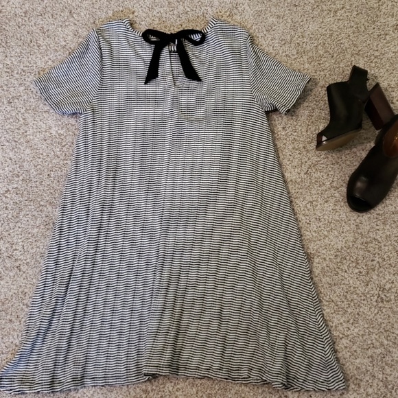 LOFT black and white stripe swing bow-back dress - Picture 4 of 8